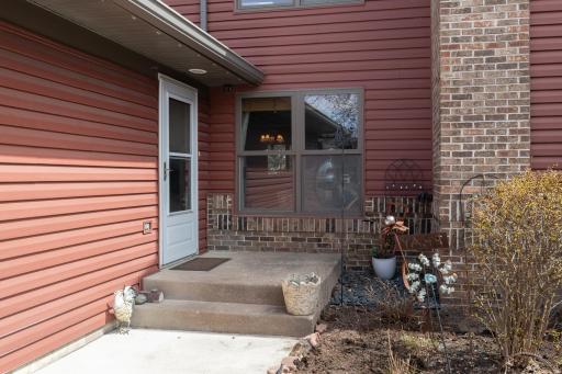 520 Hunter Hill Road, Hudson, WI 54016