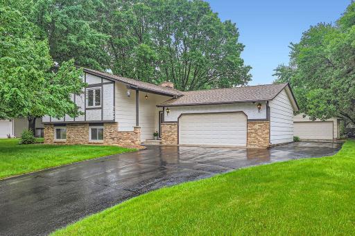 211 Mckinley Street, Anoka, MN 55303