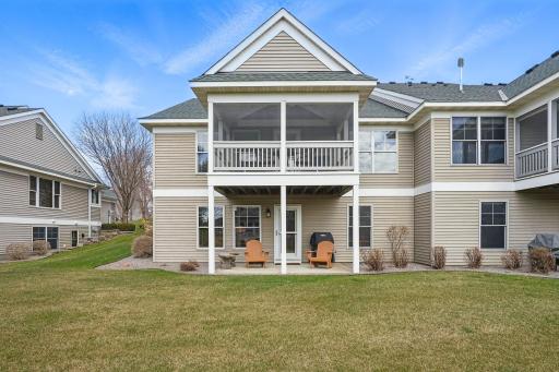 7035 Waterstone Lane, Woodbury, MN 55125
