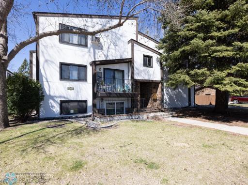 2615 Arrowhead Road S, A4, Fargo, ND 58103