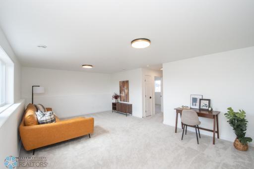 2316 37 Avenue S, Moorhead, MN 56560