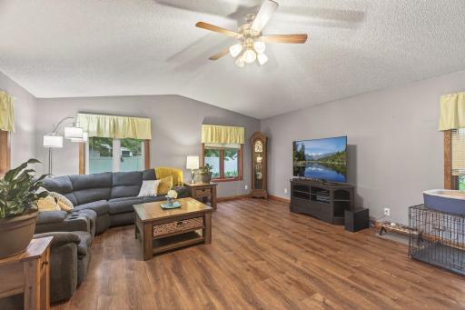 1224 Gary Drive, Saint Paul Park, MN 55071