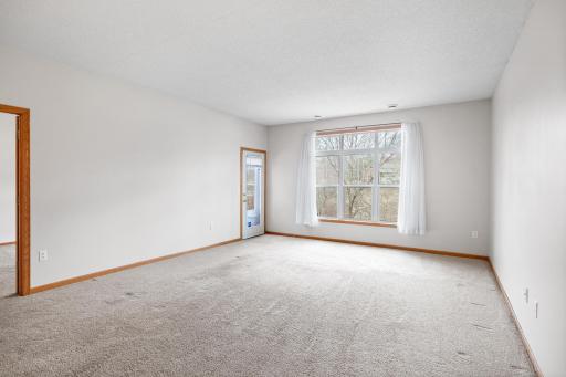 1461 Magnolia Avenue E, Saint Paul, MN 55106