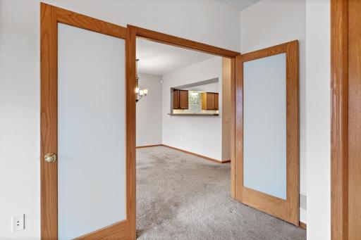 1461 Magnolia Avenue E, Saint Paul, MN 55106