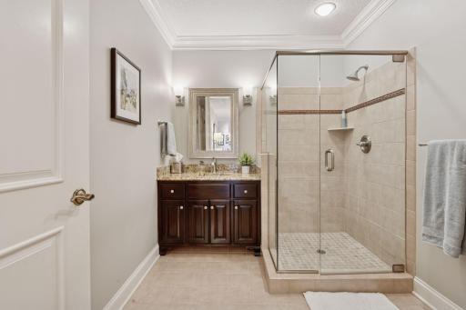 21957 Minnetonka Boulevard, 16, Excelsior, MN 55331