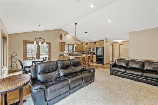 28164 96th Street NW, Zimmerman, MN 55398