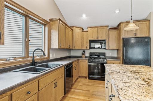 28164 96th Street NW, Zimmerman, MN 55398