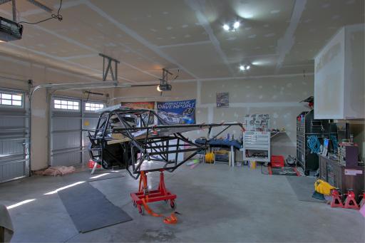 Insulated Garage is ready for YOUR projects!