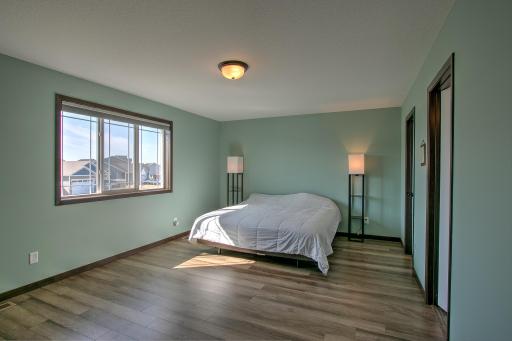 1055 Bellaire Boulevard NW, Isanti, MN 55040