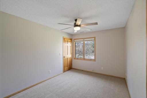 16925 27th Avenue N, Minneapolis, MN 55447