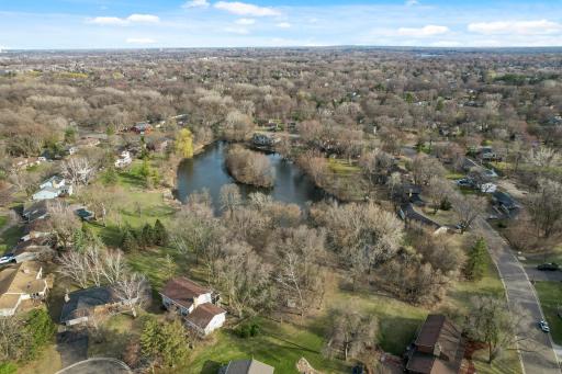 16925 27th Avenue N, Minneapolis, MN 55447