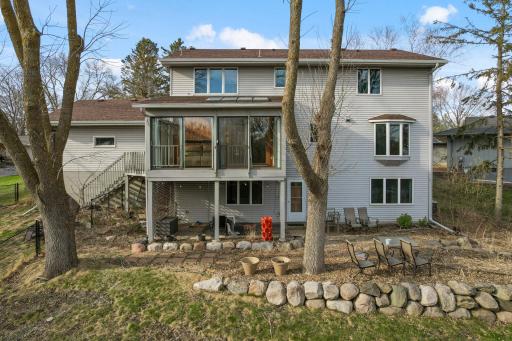 16925 27th Avenue N, Minneapolis, MN 55447