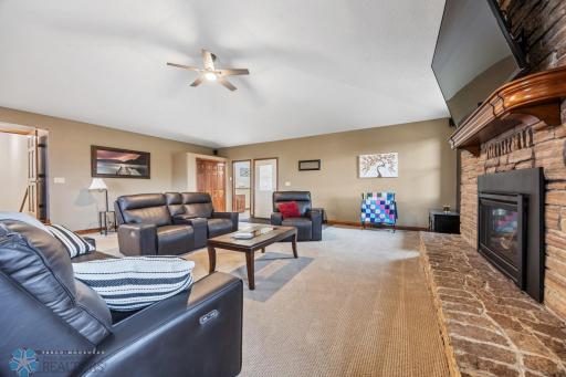2368 Highway 9 N, Glyndon, MN 56547