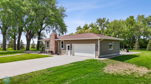 2368 Highway 9 N, Glyndon, MN 56547