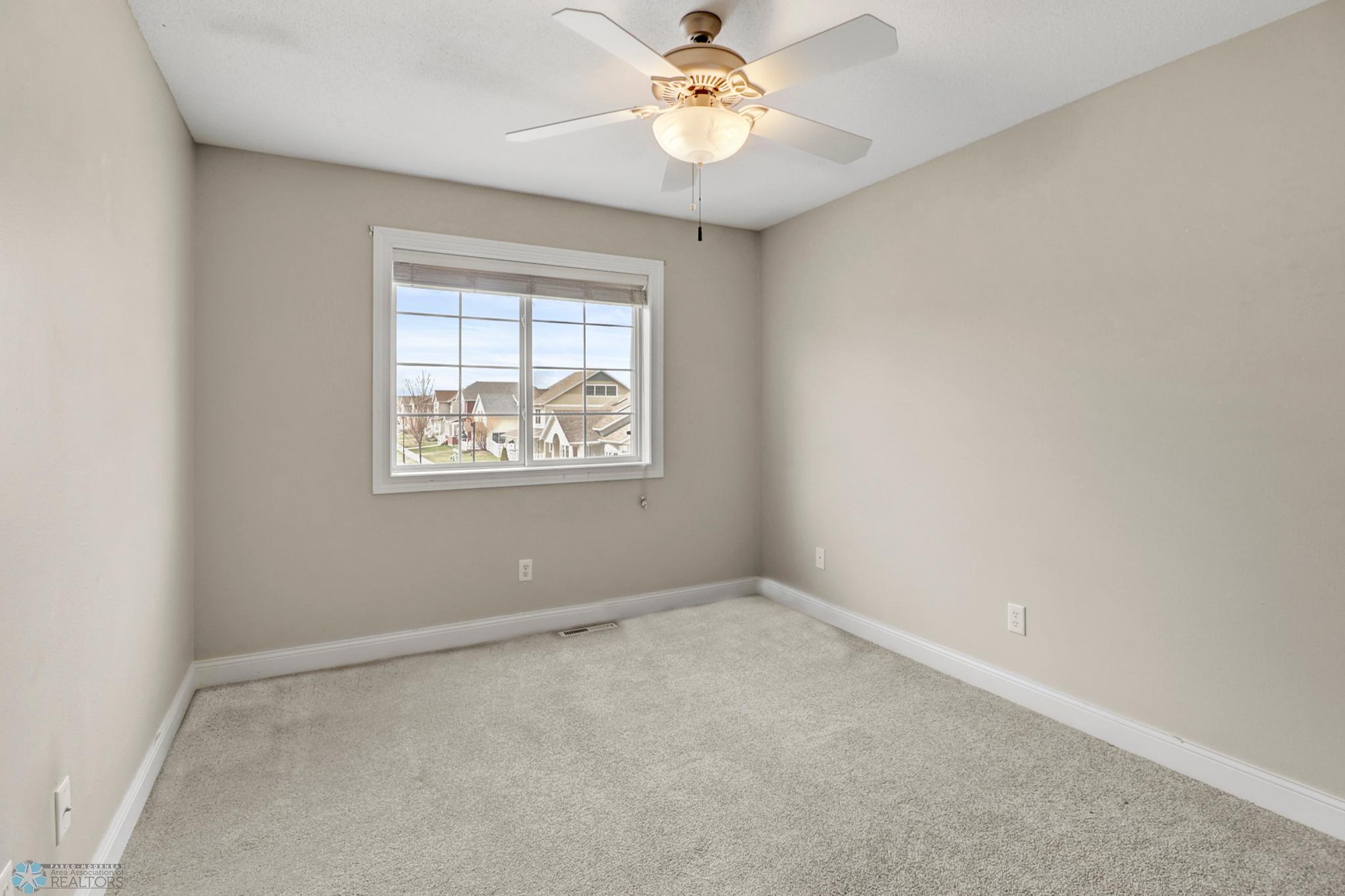Upstairs Bedroom2_1.JPG
