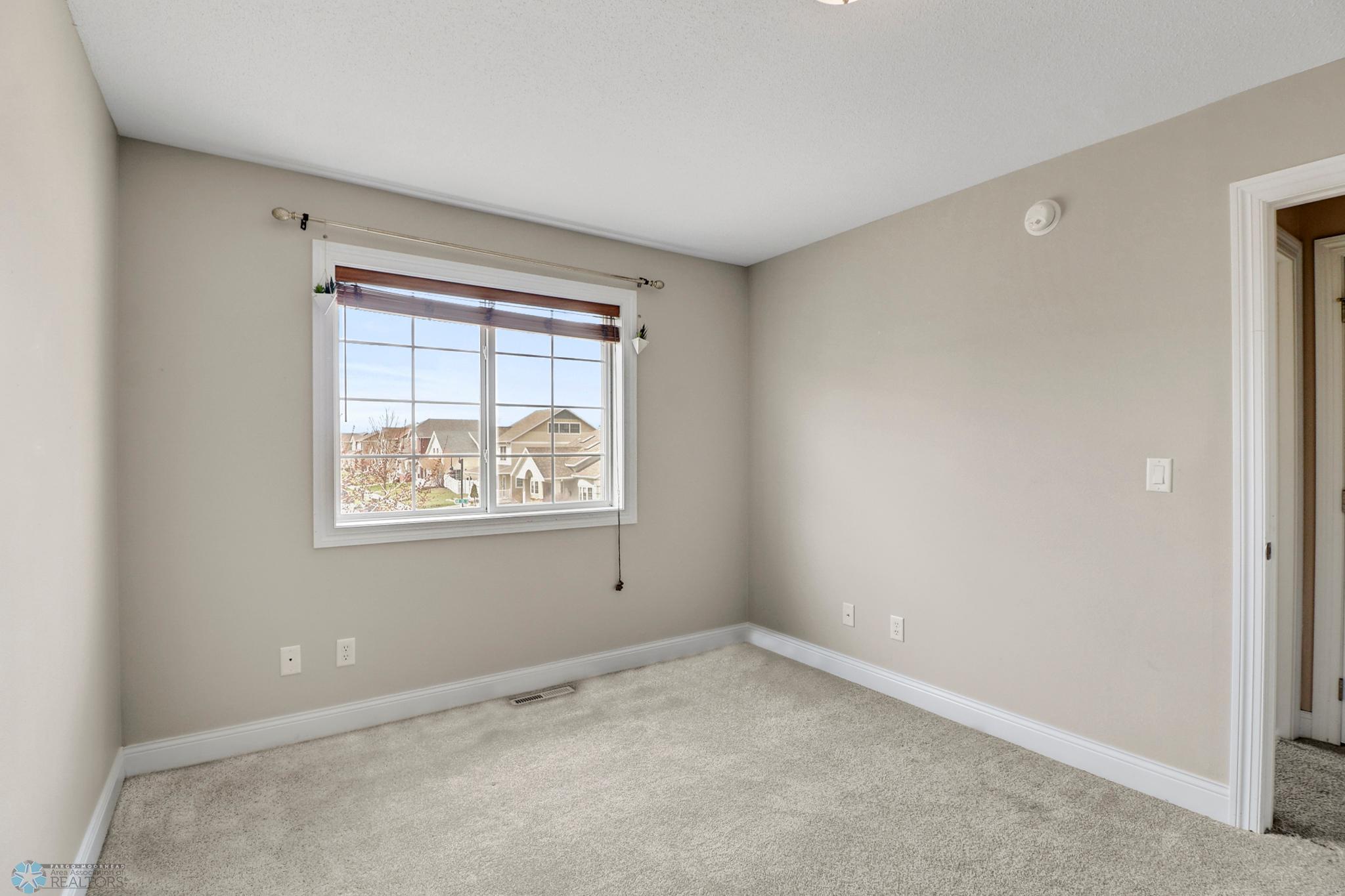 Upstairs Bedroom1_1.JPG
