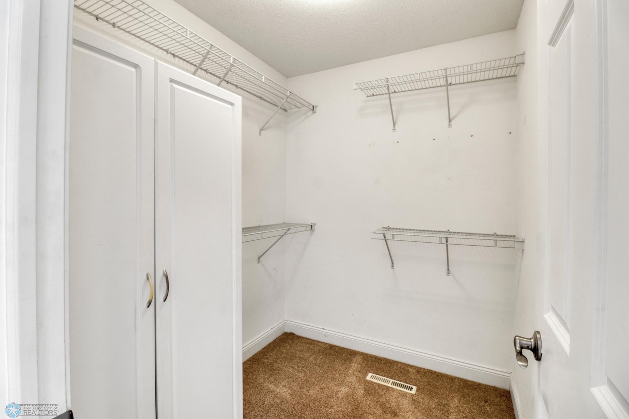 Primary Closet1_1.JPG