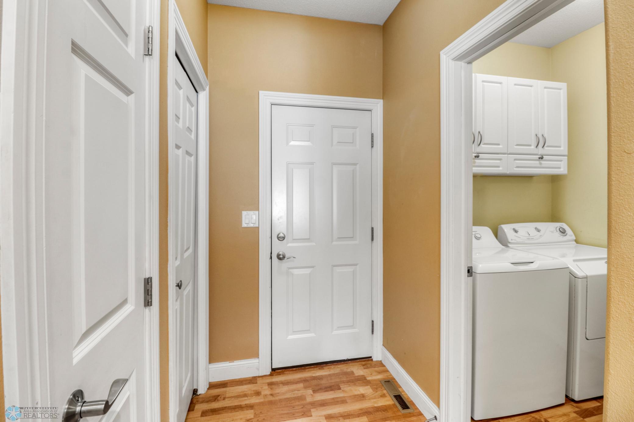 Mudroom1_0.JPG