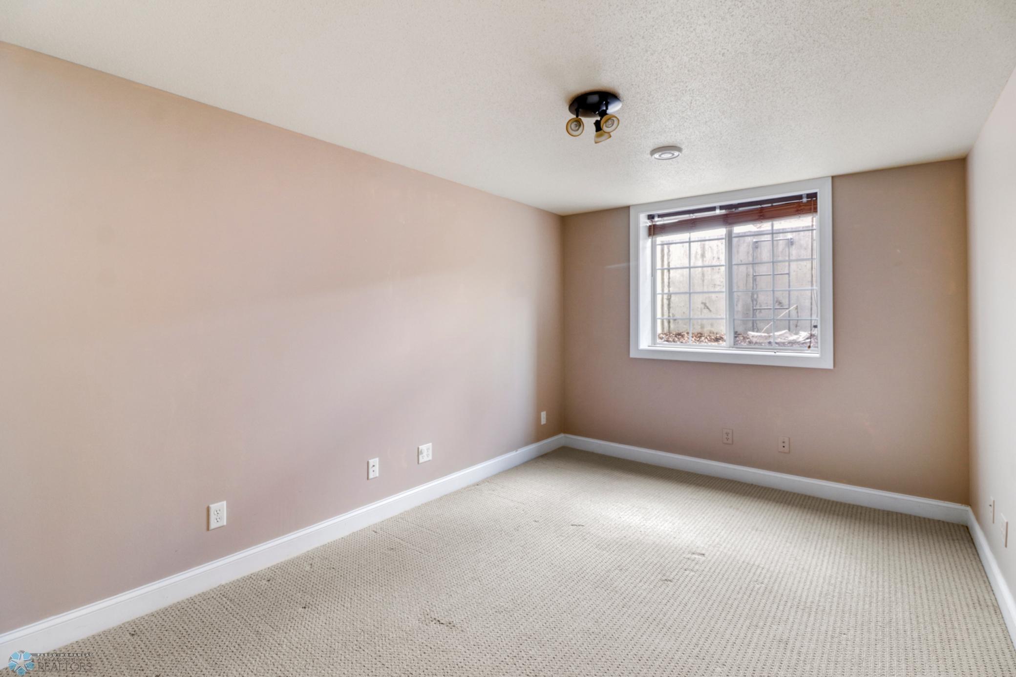 Basement Bedroom1_1.JPG