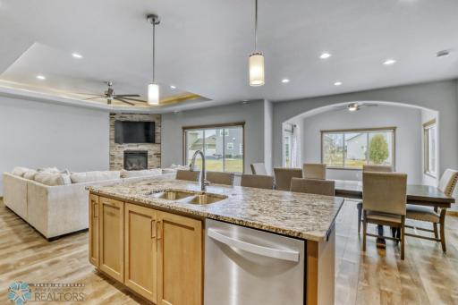 7352 Eagle Pointe Drive S, Fargo, ND 58104