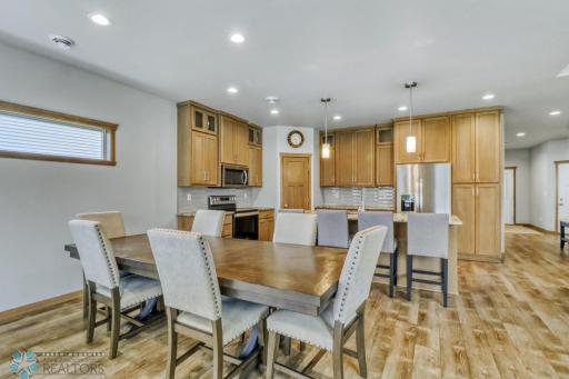 7352 Eagle Pointe Drive S, Fargo, ND 58104