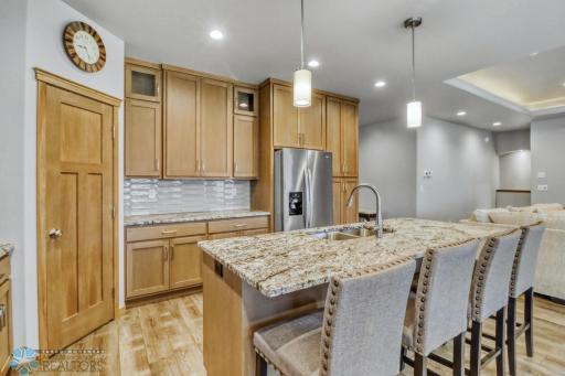 7352 Eagle Pointe Drive S, Fargo, ND 58104