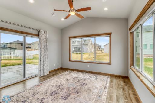 7352 Eagle Pointe Drive S, Fargo, ND 58104