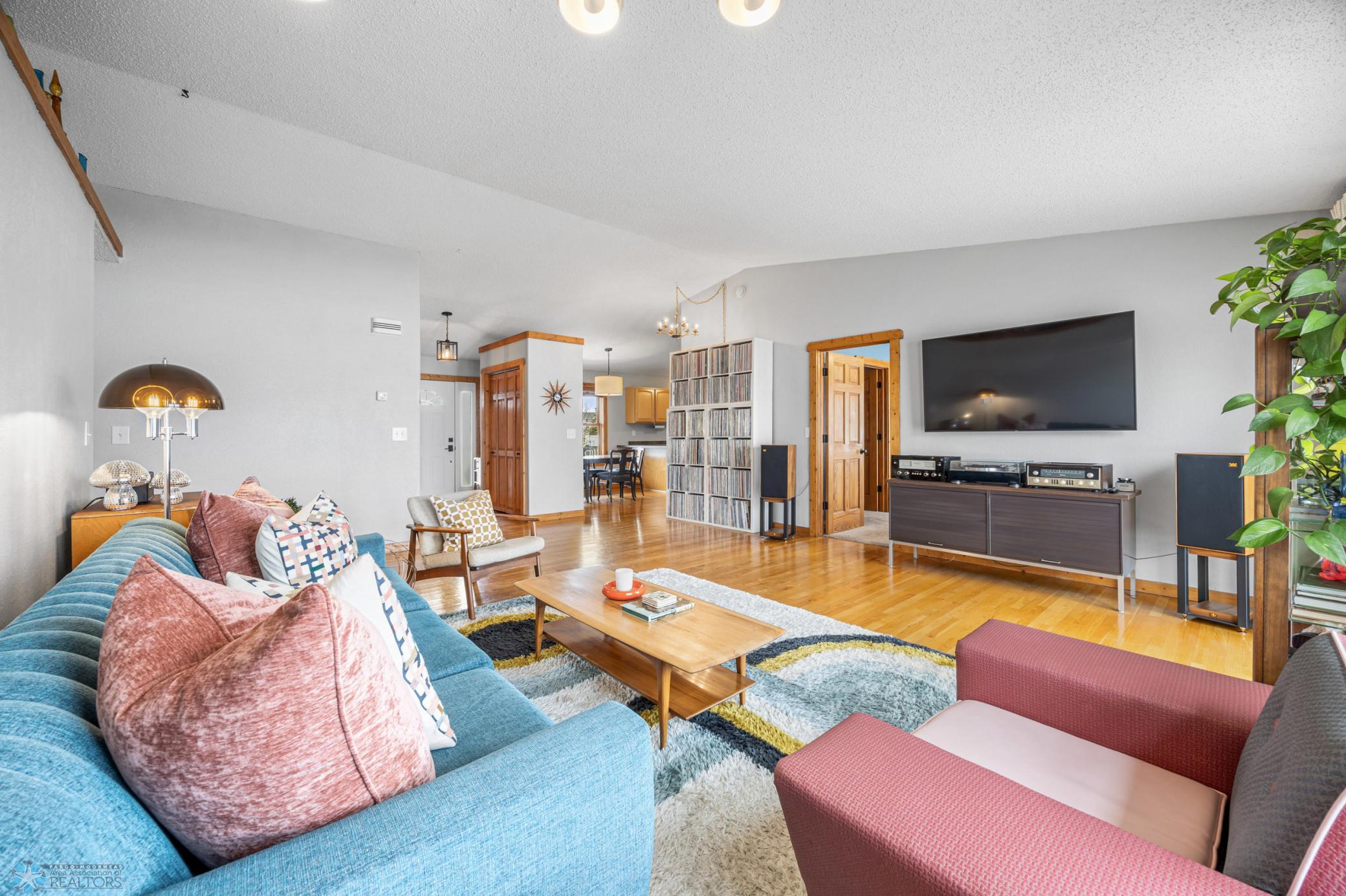 7_img_4190.jpg