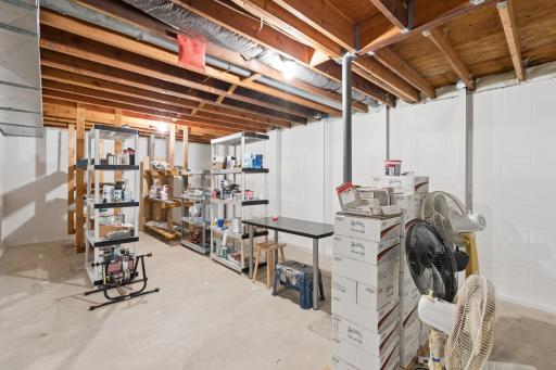 2887 Lake Shore Avenue, Maple Plain, MN 55359