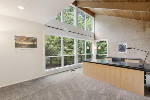 2887 Lake Shore Avenue, Maple Plain, MN 55359