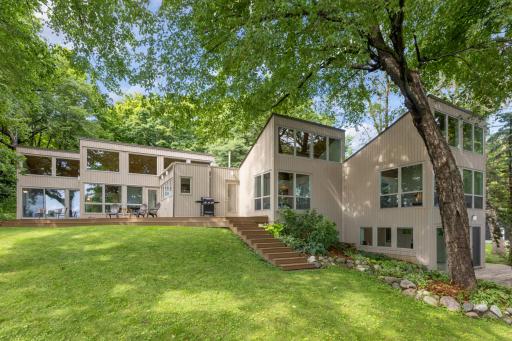 2887 Lake Shore Avenue, Maple Plain, MN 55359