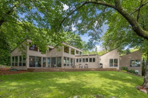2887 Lake Shore Avenue, Maple Plain, MN 55359