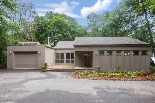 2887 Lake Shore Avenue, Maple Plain, MN 55359