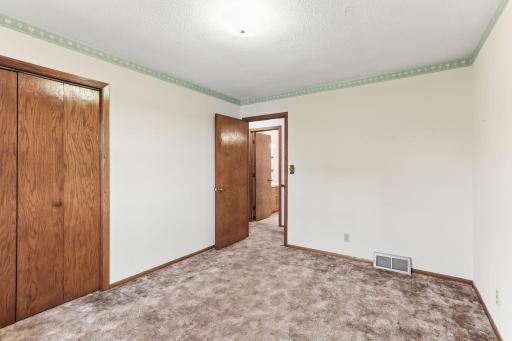 827 20th Avenue, Clear Lake, WI 54005