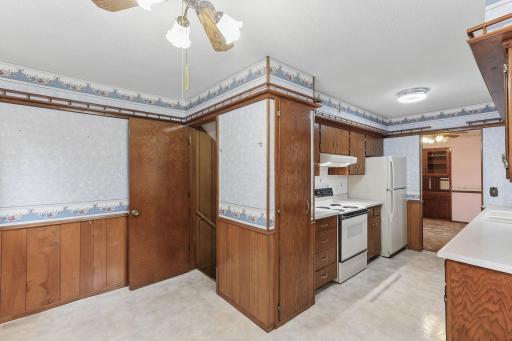 827 20th Avenue, Clear Lake, WI 54005