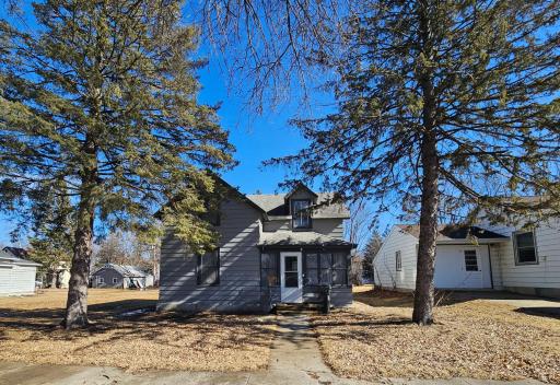 331 3rd Street E, Hector, MN 55342