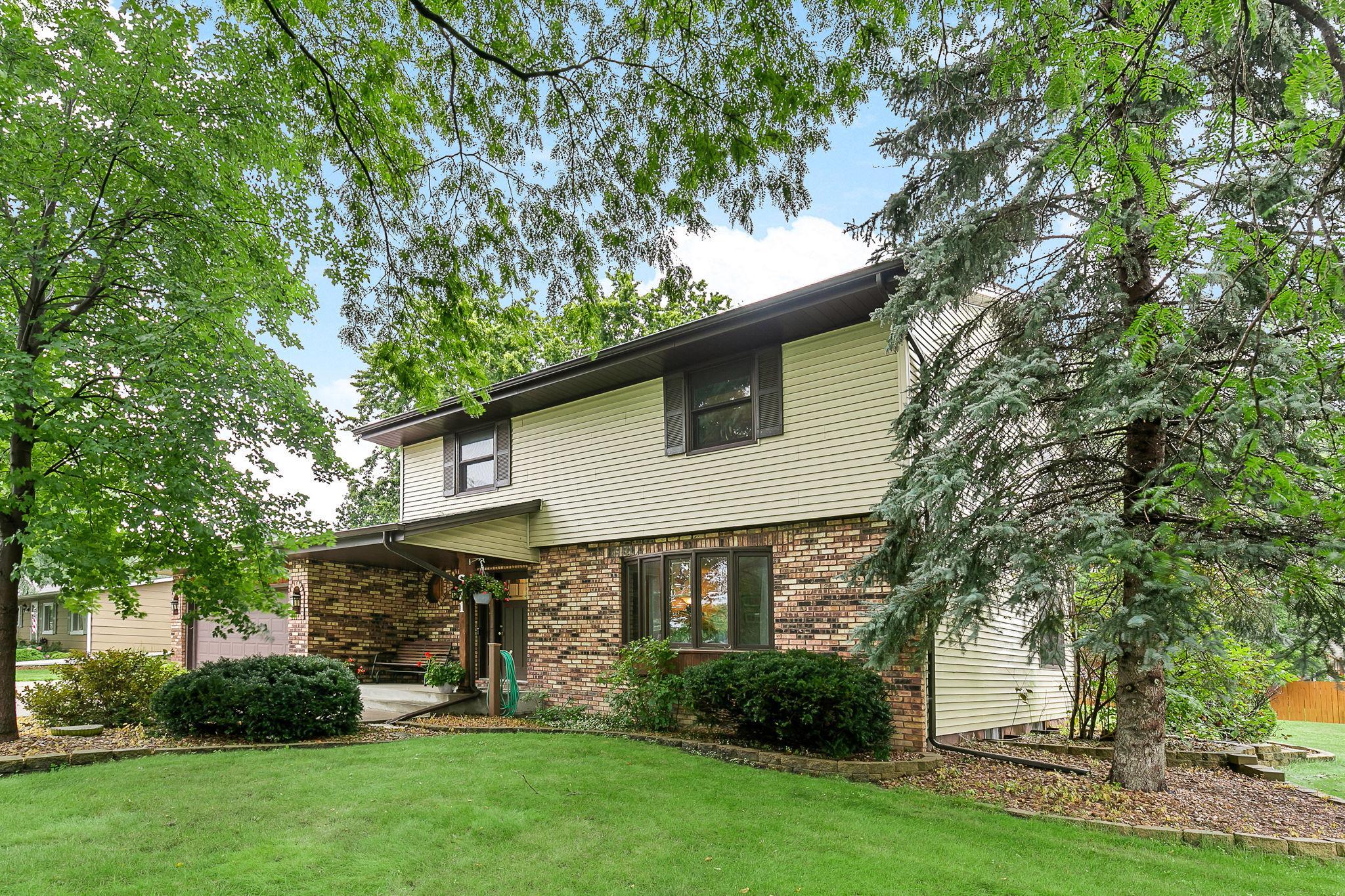 54-web-or-mls-871-Paul-Pkwy-NE-54.jpg