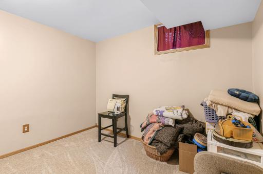 871 Paul Parkway NE, Minneapolis, MN 55434