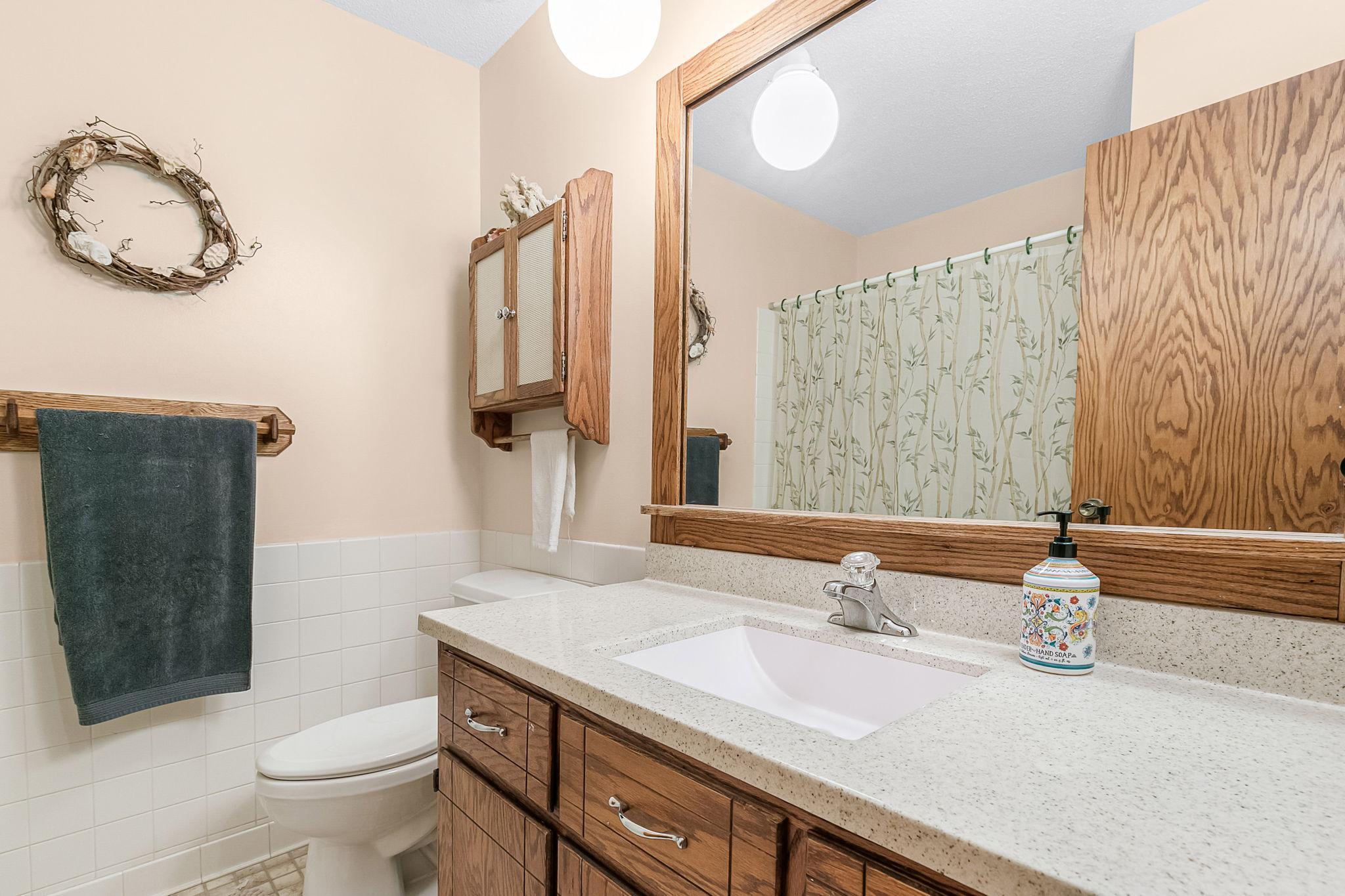 32-web-or-mls-871-Paul-Pkwy-NE-32.jpg