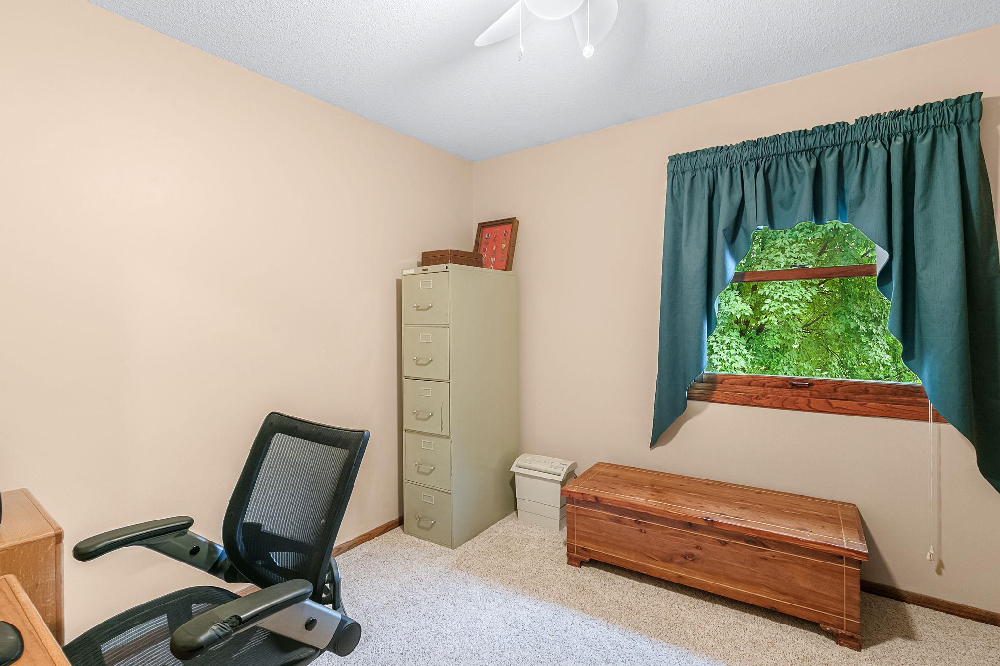 30-web-or-mls-871-Paul-Pkwy-NE-30.jpg