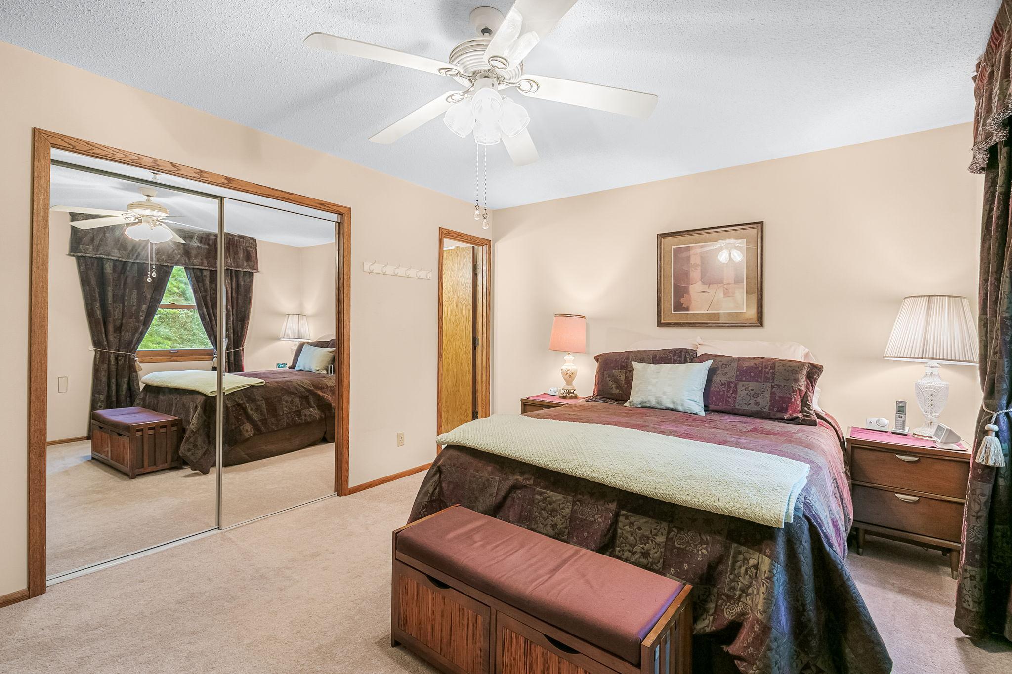 23-web-or-mls-871-Paul-Pkwy-NE-23.jpg
