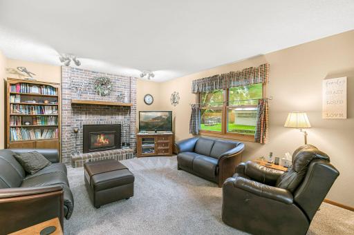 871 Paul Parkway NE, Minneapolis, MN 55434