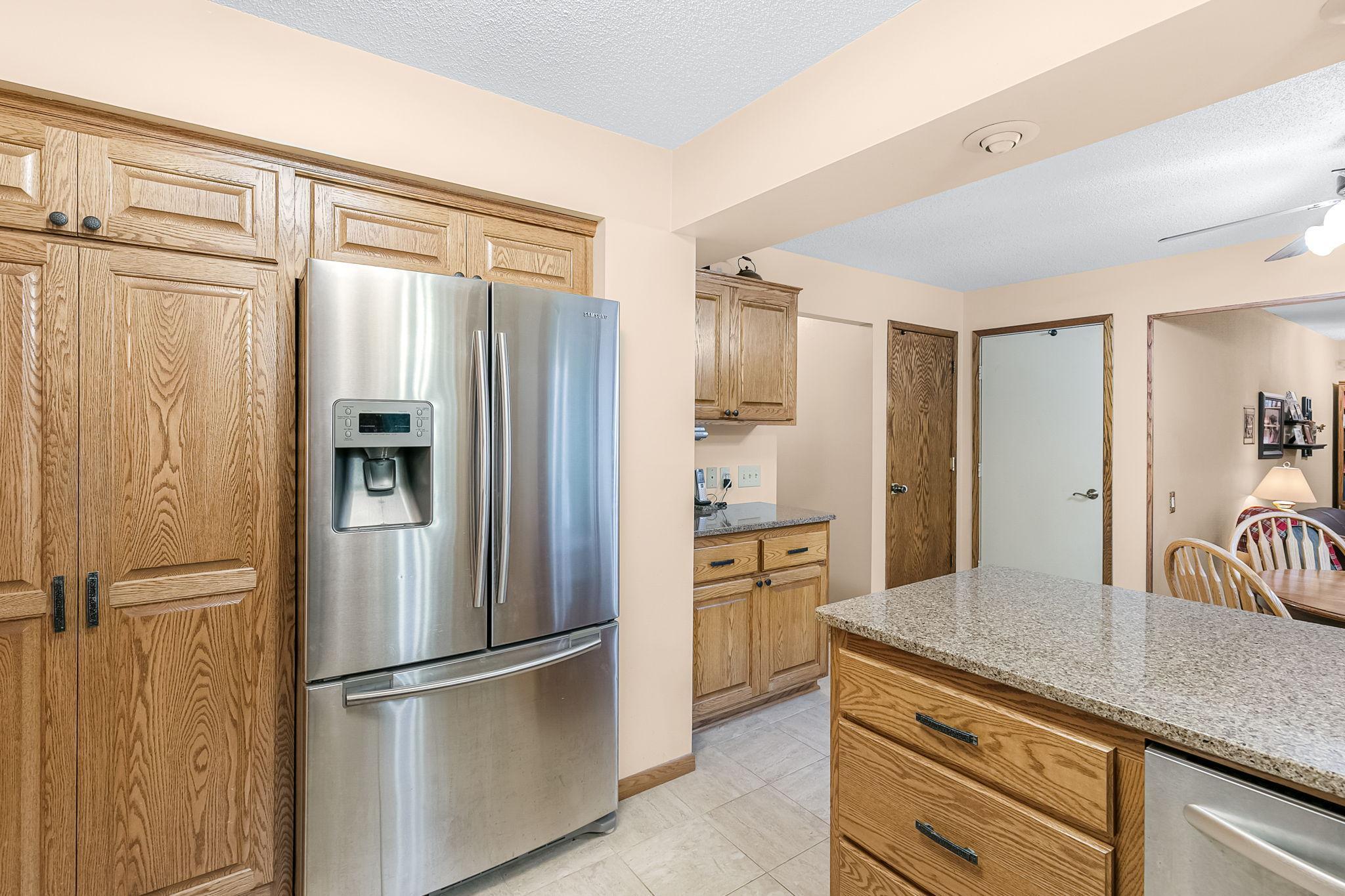 16-web-or-mls-871-Paul-Pkwy-NE-16.jpg