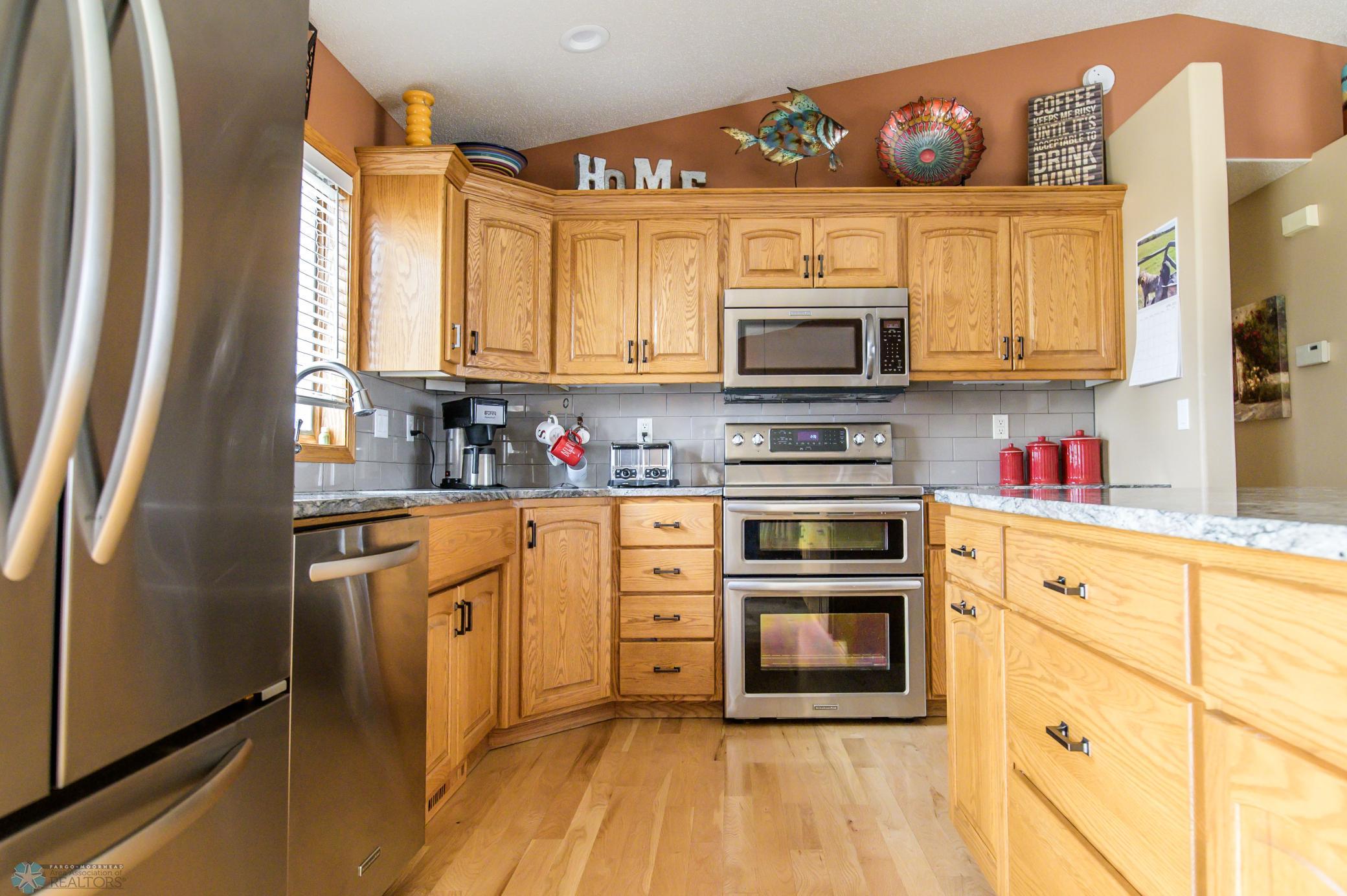 kitchen view DSC_3361.jpg