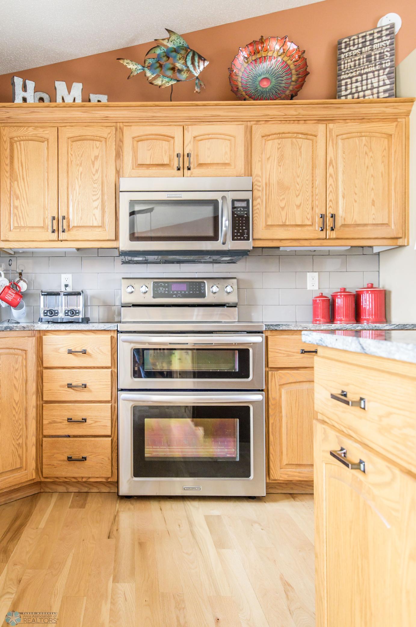 Stainless appliances DSC_3375.jpg
