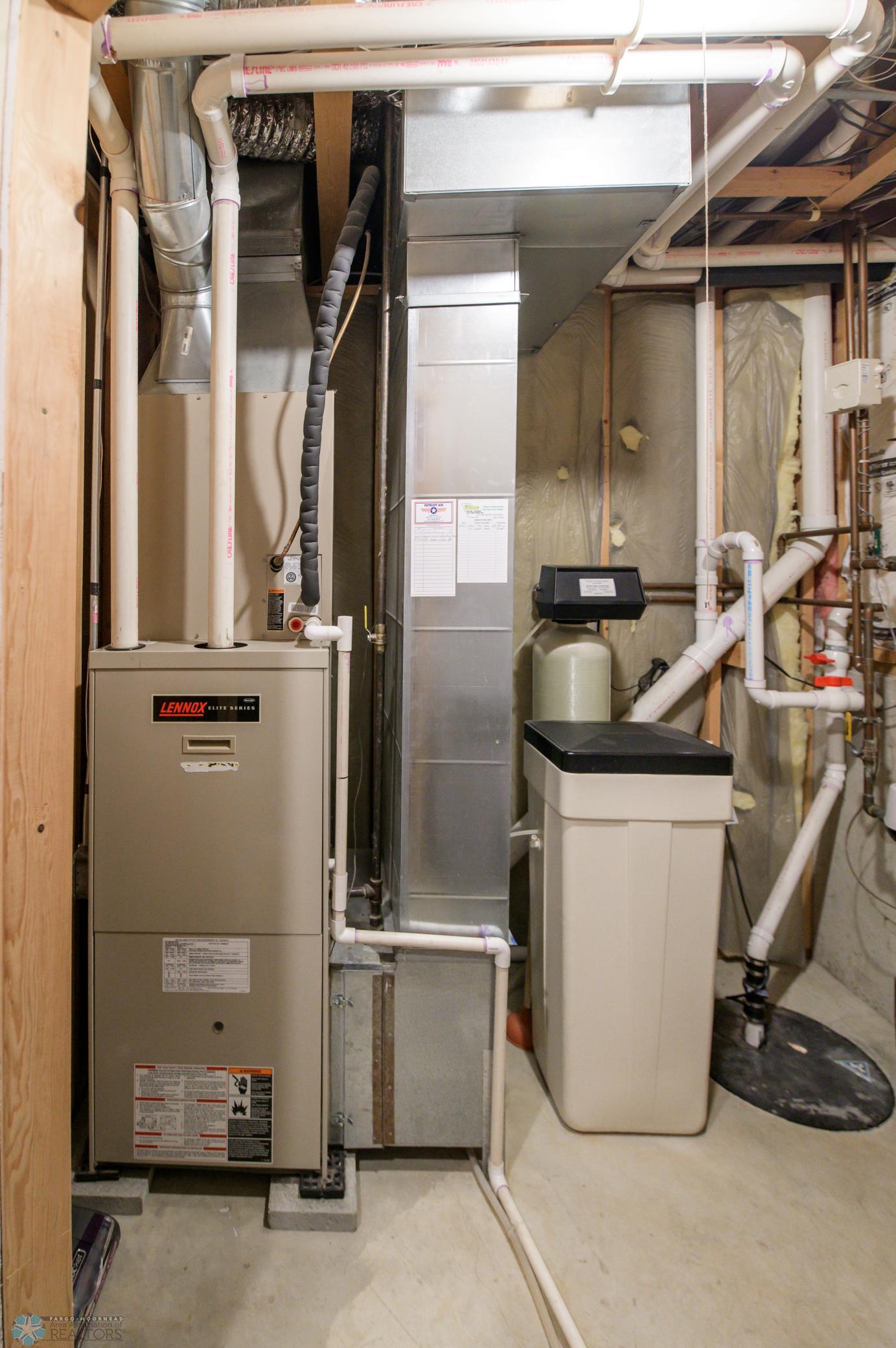 furnace/water softener DSC_3254.jpg