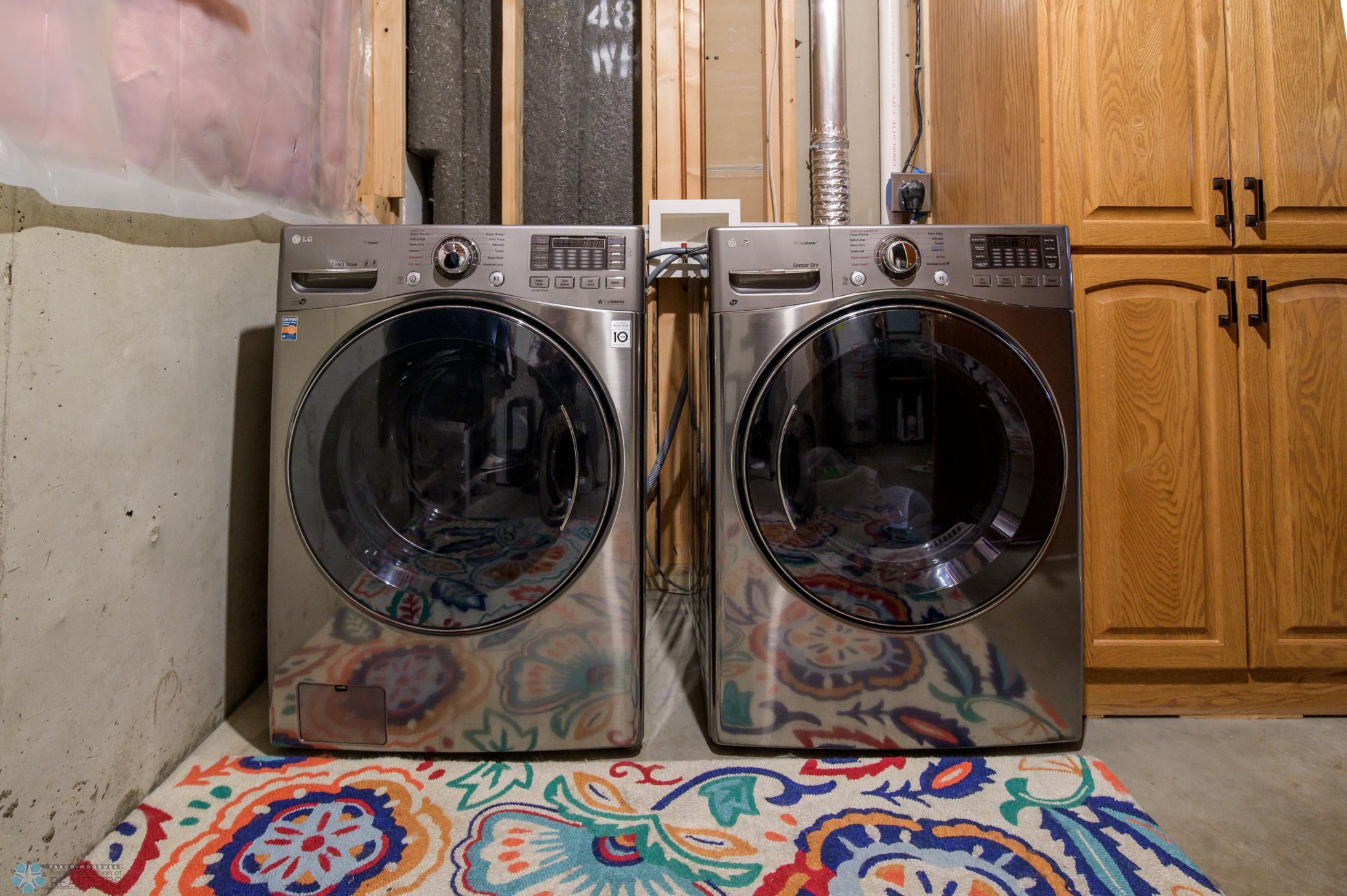 front load washer dryer DSC_3262.jpg
