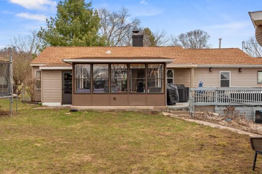 637 N 1st Street, La Crescent, MN 55947