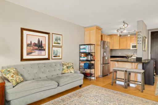 2800 Hamline Avenue N, 121, Roseville, MN 55113