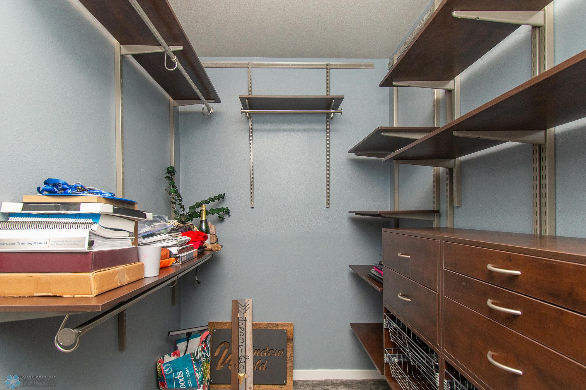 Bedroom 6 Closet